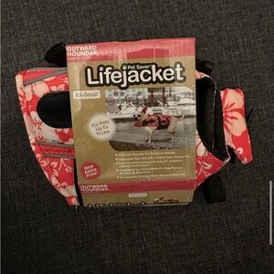 Life jacket never used- NWT